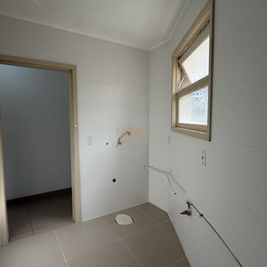Apartamento com 42m², 1 dormitório no San Remo em Torres para Comprar