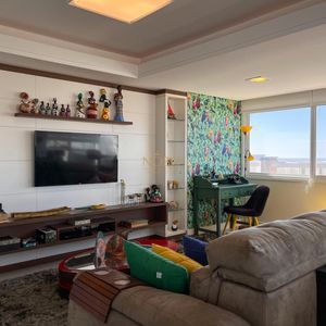 Apartamento com 131m², 3 dormitórios, 3 suítes, 2 vagas no Cortemaggiore em Torres para Comprar