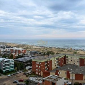 Apartamento com 110m², 3 dormitórios, 1 suíte, 1 vaga no Costa Leste em Torres para Comprar
