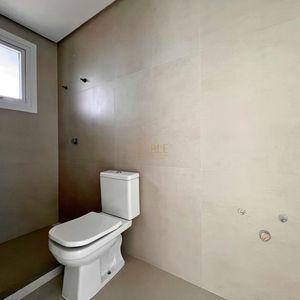 Apartamento com 91m², 2 dormitórios, 2 suítes, 2 vagas no Toronto em Torres para Comprar