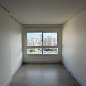 Apartamento com 110m², 3 dormitórios, 1 suíte, 2 vagas no Montalcino em Torres para Comprar