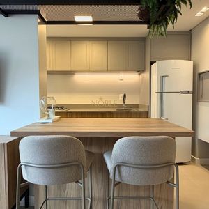 Apartamento com 52m², 1 dormitório, 1 suíte, 1 vaga no Punta Del Sole em Torres para Comprar