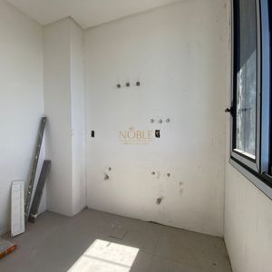 Cobertura com 385m², 4 dormitórios, 4 suítes, 4 vagas no Vanguard em Torres para Comprar