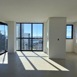 Apartamento com 113m², 3 dormitórios, 1 suíte, 2 vagas no Mirage em Torres para Comprar