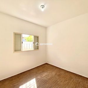 Casa térrea no Jardim Amália em Caçapava - imagem 8