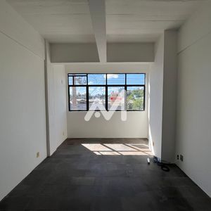 Kitnet com 30m² no bairro Centro em Lajeado para Alugar