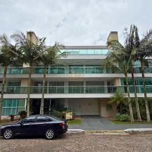Apartamento com 173m², 2 dormitórios, 1 suíte, 2 vagas no Punta Cana em Torres para Comprar
