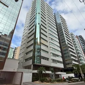 Apartamento com 124m², 3 dormitórios, 3 suítes, 2 vagas no Lê Classic em Torres para Comprar