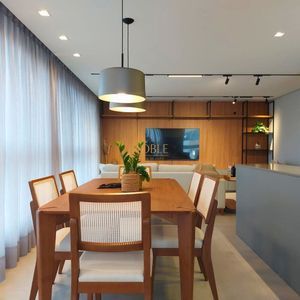 Apartamento com 102m², 3 dormitórios, 1 suíte, 2 vagas no Maui Residencial em Torres para Comprar