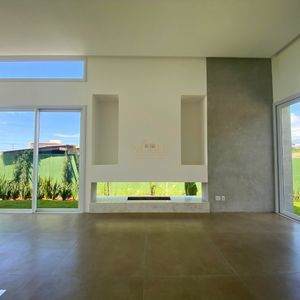 Casa de Condomínio com 206m², 3 dormitórios, 3 suítes, 2 vagas no Reserva das Águas em Torres para Comprar