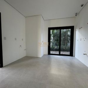 Casa de Condomínio, 5 dormitórios, 5 suítes, 2 vagas no Ocean Side em Torres para Comprar