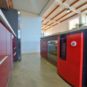 Casa com 210m², 3 dormitórios, 3 suítes, 2 vagas no Ocean Side em Torres para Comprar