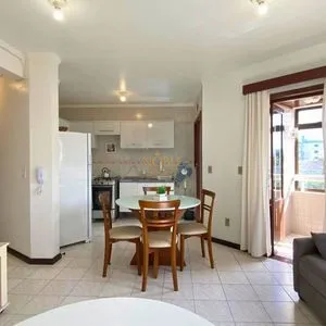 Apartamento com 65m², 2 dormitórios no Edifício Porto Seguro em Torres para Comprar