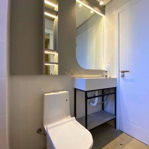 Apartamento com 166m², 2 dormitórios, 2 suítes, 3 vagas no La Vistara em Torres para Comprar