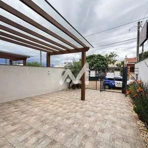 Sobrado com 111m² e 3 dormitórios no bairro Universitário em Lajeado para Alugar