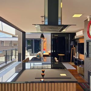 Cobertura com 218m², 3 dormitórios, 1 suíte, 2 vagas no Roca em Torres para Comprar