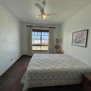 Apartamento com 186m², 3 dormitórios, 1 suíte, 2 vagas no Debret em Torres para Comprar