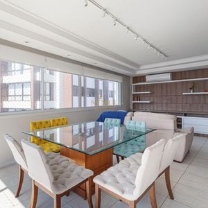 Apartamento com 82m², 2 dormitórios, 1 suíte, 1 vaga no Rosenda em Torres para Comprar