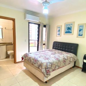 Apartamento com 220m², 3 dormitórios, 3 suítes, 2 vagas no San Marino em Torres para Comprar