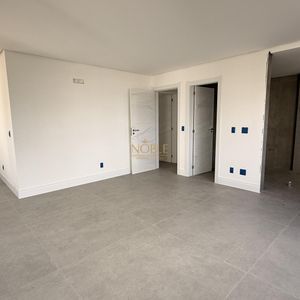 Apartamento com 186m², 3 dormitórios, 3 suítes, 2 vagas no Edifício L'ART em Torres para Comprar
