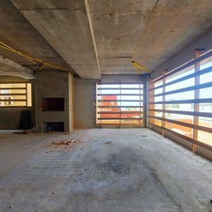 Apartamento com 122m², 3 dormitórios, 1 suíte, 2 vagas no Boreal em Torres para Comprar