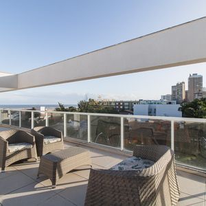 Cobertura com 234m², 3 dormitórios, 1 suíte, 2 vagas no Le Grand em Torres para Comprar
