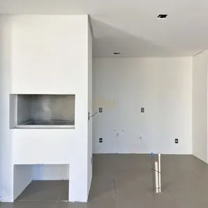 Apartamento com 80m², 2 dormitórios, 1 suíte, 1 vaga no Mirage em Torres para Comprar