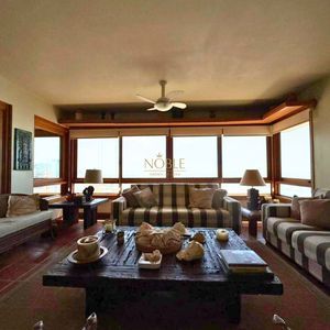 Apartamento com 190m², 3 dormitórios, 1 suíte, 1 vaga no Ville Saint Tropez em Torres para Comprar