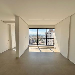Apartamento com 78m², 2 dormitórios, 2 suítes, 1 vaga no Rosa dos Ventos em Torres para Comprar