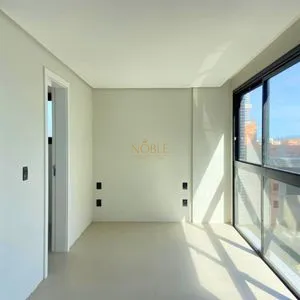 Apartamento com 33m², 1 dormitório, 1 vaga no Majestic Residencial em Torres para Comprar