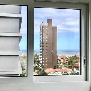 Apartamento com 130m², 3 dormitórios, 1 suíte, 2 vagas no Monterrey em Torres para Comprar