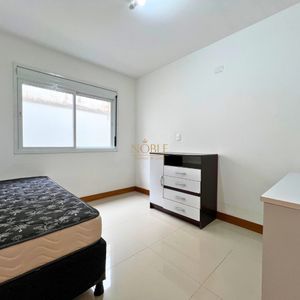 Apartamento com 106m², 3 dormitórios, 1 suíte, 2 vagas no Punta Cana em Torres para Comprar
