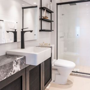 Apartamento com 109m², 3 dormitórios, 1 suíte, 2 vagas no San Pietro em Torres para Comprar