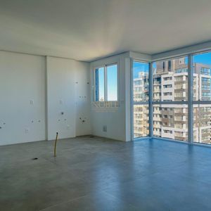 Apartamento com 110m², 3 dormitórios, 3 suítes, 2 vagas no Montalcino em Torres para Comprar