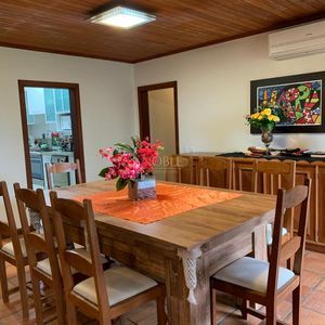 Apartamento com 180m², 3 dormitórios, 2 suítes, 2 vagas no Porto do Sol em Torres para Comprar