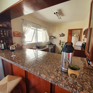 Apartamento com 122m², 3 dormitórios, 1 suíte, 1 vaga no Thalassa em Torres para Comprar