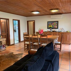 Apartamento com 180m², 3 dormitórios, 2 suítes, 2 vagas no Porto do Sol em Torres para Comprar