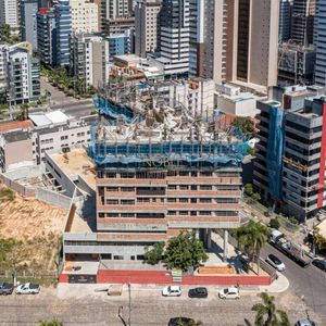 Apartamento com 53m², 1 dormitório, 1 suíte, 1 vaga no Punta Del Sole em Torres para Comprar