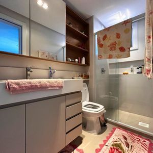 Apartamento com 92m², 3 dormitórios, 1 suíte, 2 vagas no Più Belle Residencial em Torres para Comprar