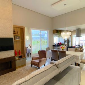 Casa de Condomínio com 151m², 3 dormitórios, 2 suítes, 2 vagas no Reserva das Águas em Torres para Comprar