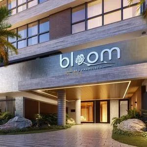 Apartamento com 103m², 2 dormitórios, 1 suíte, 1 vaga no Bloom em Torres para Comprar