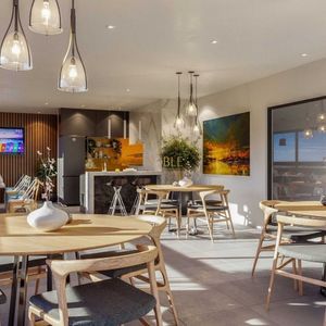 Apartamento com 117m², 3 dormitórios, 3 suítes, 2 vagas no Freedom em Torres para Comprar