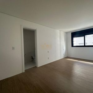 Apartamento com 110m², 3 dormitórios, 1 suíte, 2 vagas no LONDON em Torres para Comprar