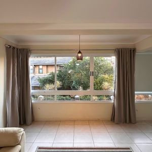 Apartamento com 113m², 3 dormitórios, 1 suíte, 2 vagas no Riviere em Torres para Comprar