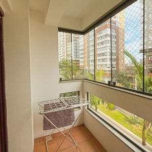 Apartamento com 153m², 4 dormitórios, 1 suíte, 1 vaga no Monte Carlo em Torres para Comprar