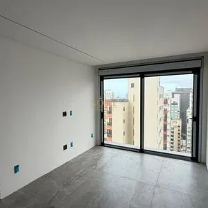 Apartamento com 165m², 3 dormitórios, 3 suítes, 3 vagas no Vanguard em Torres para Comprar