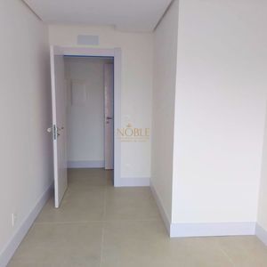 Apartamento com 110m², 3 dormitórios, 1 suíte, 2 vagas no Montalcino em Torres para Comprar