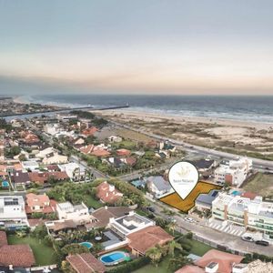 Apartamento com 140m², 3 dormitórios, 3 suítes, 2 vagas no Saint - Hilaire em Torres para Comprar