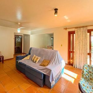 Apartamento com 153m², 4 dormitórios, 1 suíte, 1 vaga no Monte Carlo em Torres para Comprar