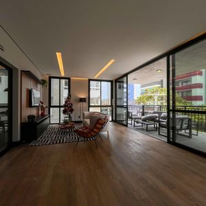 Apartamento com 88m², 2 dormitórios, 2 suítes, 2 vagas no LONDON em Torres para Comprar